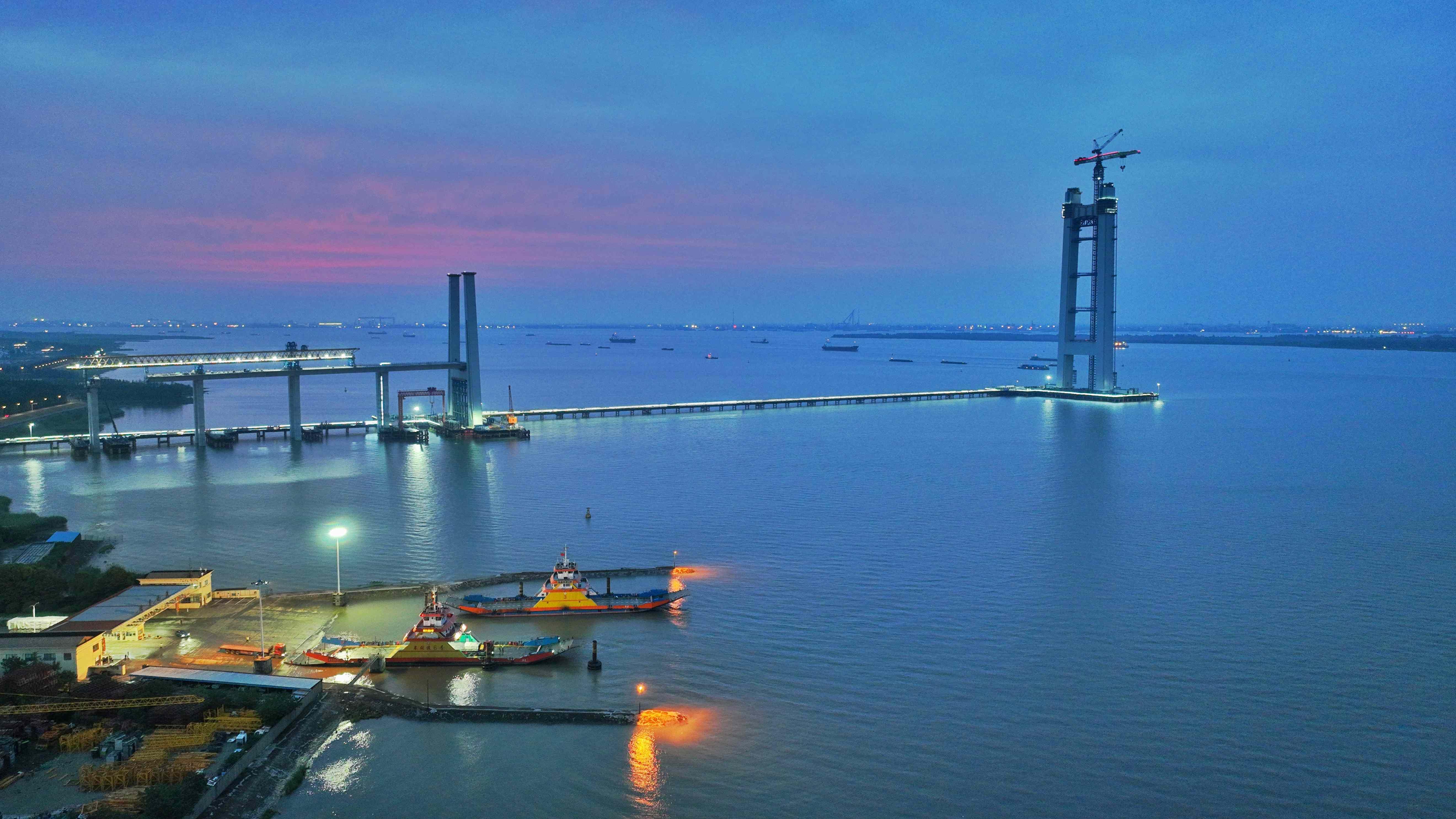 張靖皋長(zhǎng)江大橋：三年拔節(jié) 健康“生長(zhǎng)”